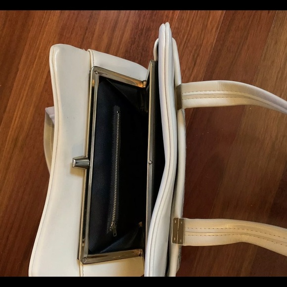 Vintage 1960s Carpet Bag Needlepoint Floral Handbag - Picture 11 of 11